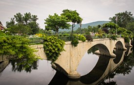 Image: The Bridge of Flowers in western Massachusetts proves a creative case study for Tufts engineering students 